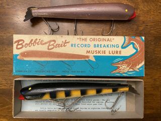 Bobbie Bait Vintage Musky Lure 9 " Long - - - And Paperwork,  Bonus