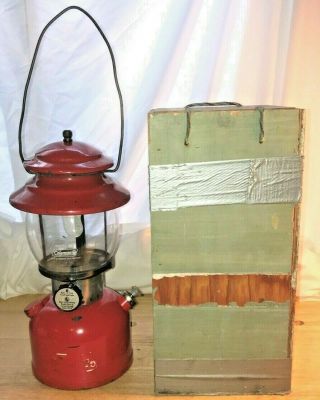 Vintage 1973 Coleman Red Lantern Model 200a With Case