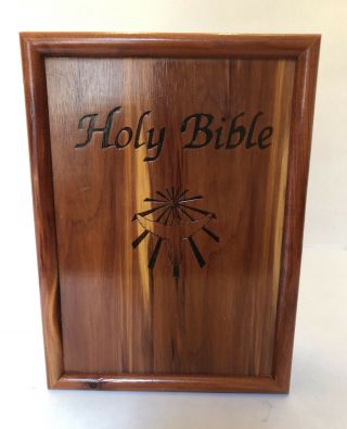 Vtg Hand Made Wood Inlay Bible Box With White/gold Bible