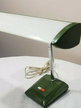 Vtg Avocado Green Metal Gooseneck Fluorescent Desk Lamp -
