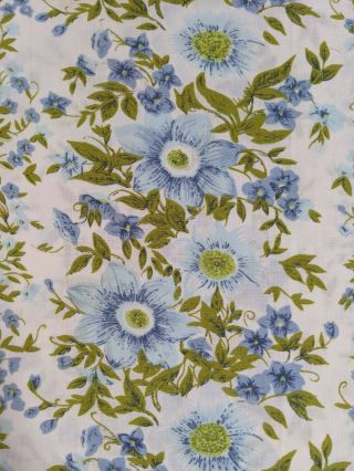 Vintage Floral Fabric Blue Flowers Green Leaf Curtain Sheet Craft Sew Retro