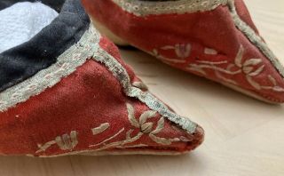 Antique Chinese Silk Embroidered Lotus Bound Feet Shoes Mid 19th Century 2