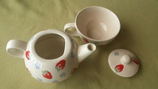 Vintage Tea for One by Laura Ashley strawberries & violets Lg 15cm cup & teapot 3
