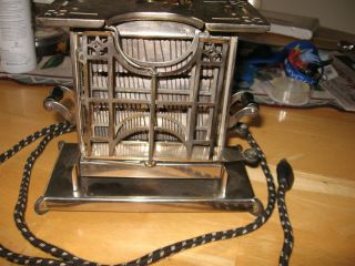 UNIVERSAL ANTIQUE TOASTER 1913 LANDERS FRARY 3