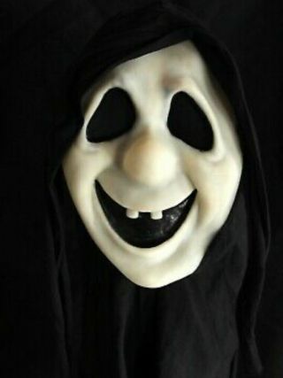 Vtg.  Fun World Div.  Sarah Spook Ghost Mask Fantastic Faces Scream Cotton Shroud