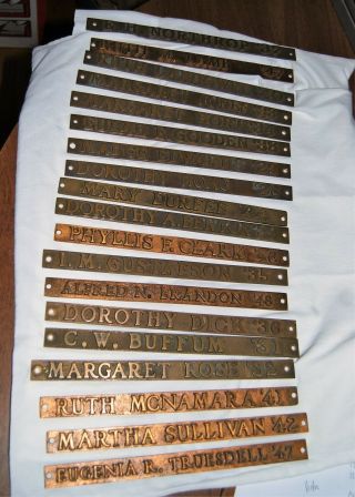 19 Antique Bronze Name Plaques - Lawyers Or Professors