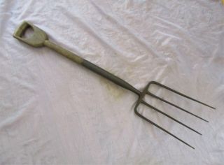 Vintage Antique D Handle Garden Pitch Fork