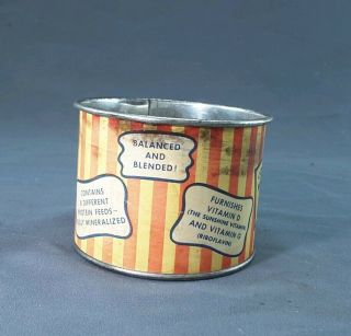 Vtg.  MoorMan ' s Dairy Cow Mintrate Measuring Cup farm feed Tin Advertisement sign 3