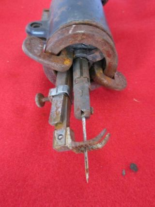 VINTAGE SINGER 29 - 4 LEATHER SEWING MACHINE PARTS FRONT OF MACHINE RUST 2