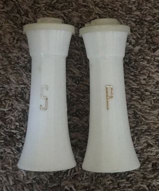Vintage Tupperware 6” Hourglass Salt And Pepper Shakers