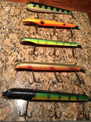 (5) Vintage Muskie Fishing Lures In All Lures Are Wood