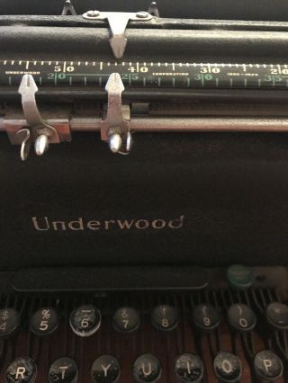 Antique 1920s Underwood Vintage Typewriter 2