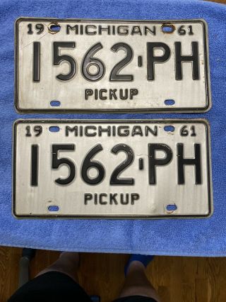 License Plate Tag Michigan Pick Up 1562 - Ph Vintage Rustic,  Estate Set Of 2