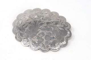 A Heavy Large Vintage Sterling Silver 925 Floral Engraved Memorial Brooch 22166