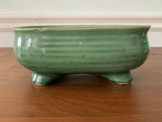 Vintage McCoy Green Oval Ceramic Raised Fleur De Lis Footed Garden Pot Planter 3