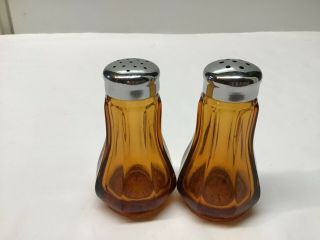 Vintage Imperial Glass Old Williamsburg " Amber " Salt And Pepper Shakers