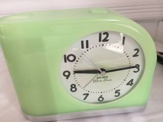 Westclox Big Ben Moon Beam Lime Green Retro Look Alarm Clock