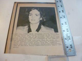 Vintage Wire Press Photo - Patti Hearst (sla Kidnap) Prison 2/1/1979