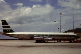 35mm Colour Slide Of Cathay Pacific Boeing 707 - 351c Vr - Hhb In 1980