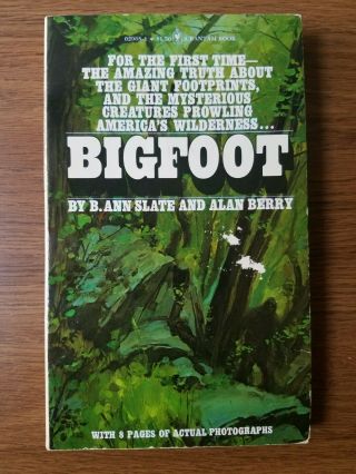 Bigfoot By Alan Berry And B.  Ann Slate (1976) Vintage Paperback