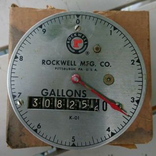 Vintage Rockwell Mfg.  Co.  10 Gallon Water Geared Meter Gage