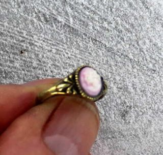 Vintage Pink Conch Shell Cameo Ring In Bronze Size 6 1/2 Hand Carved In Italy