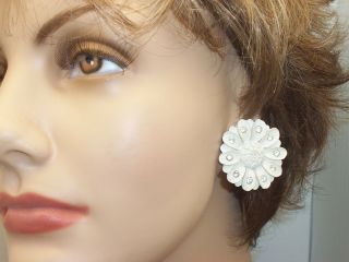Vintage Carved White Celluloid Clear Rhinestone Big Flower Clip on Earrings 3