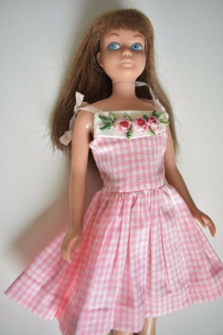 Vintage Mattel Barbie Skipper Doll With Me N My Doll Clothes