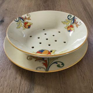 Antique/vintage.  Royal Doulton Cresta D.  5550 Ceramic Sieve And Plate 319