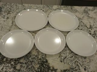 5 Vintage Rubbermaid White Melamine 3 Salad & 2 Dinner Plates 3838 & 3840