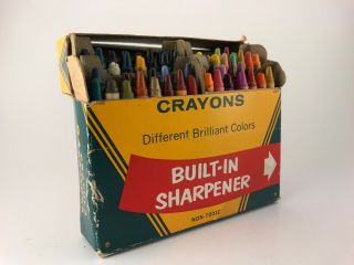 Vintage Binney & Smith Crayola Crayons 64 Sharpener Box w/ Indian red 2