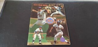Vintage 1972 N.  Y.  York Mets Official Yearbook