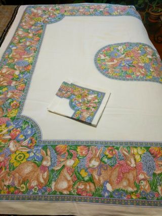 Vintage White Cotton Table Cloth Easter Bunnies & Flowers 60 " X 82 " & 4 Napkins