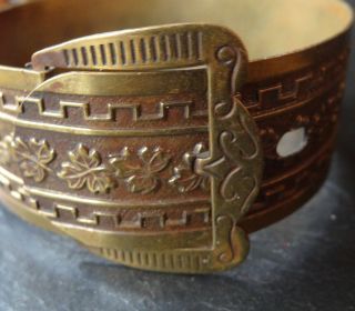 Antique Victorian Edwardian Buckle Bangle Bracelet Gold Tone - R12