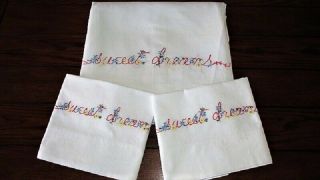 Vtg 80x81 Hand Embroidered Sweet Dreams White Cotton Muslin Sheet W Pillowcases