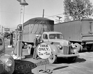 Photograph Of A Ford Semi Delivery Truck At Atlantic Gasoline Pumps 1942 8x10