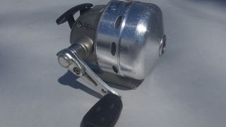 Vintage Shakespeare Synergy Classic Spincasting Reel.  Serviced And Cleaned Smoo