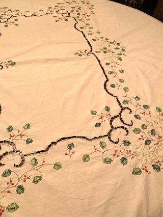 Vintage Battenberg Lace Christmas Embroidered Holly Berry 64 X 78 Table Cloth