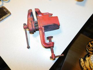 Vintage Made In Usa Red Small Table Clamp Vise W Anvil 2 1/2 " Jaws