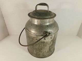 Antique 4 Quart Metal Milk Can With Lid And Bale Handle