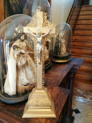 Antique Pedestal Altar Standing Gild Wood Filigree Cross Crucifix Metal Jesus