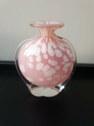 Vintage 4.  5 " Tall Mdina Pink White Cloud Glass Bud Vase Paperweight Retro