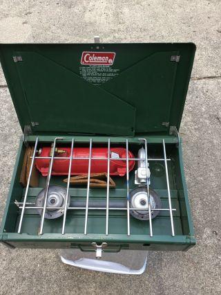 Vintage 1977 Coleman 425e Two Burner Camping Stove Made In Usa