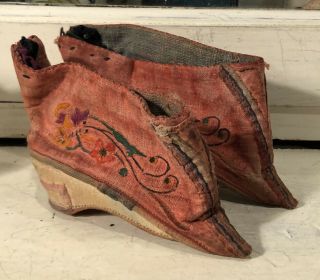 Antique 19th Century Chinese Lotus Shoes Bound Feet for Study 2