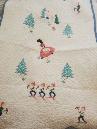 Antique Vintage Handmade Snow White Disney Baby Quilt 52lx 36w