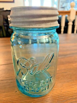 Vintage Ball Perfect Mason Blue Pint Jar With Zinc Lid 1923 - 1933 Mold 1