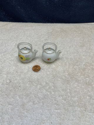 Vintage Tiny Teapots Salt And Pepper Shakers