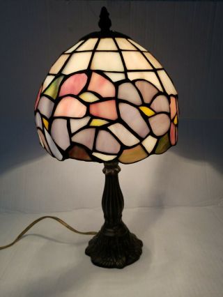 Vintage Brass Lamp W/ Stained Glass Shade Tiffany Style Floral Table Lamp