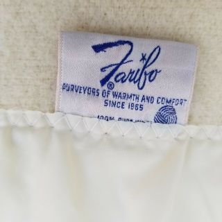 Vintage Faribo Twin Bed Blanket 100 Pure Wool Cream Satin Edge 62x84