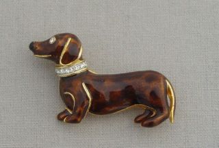 Lovely Vintage 1970s/80s Goldtone & Enamel Dachshund Sausage Dog Brooch Diamante